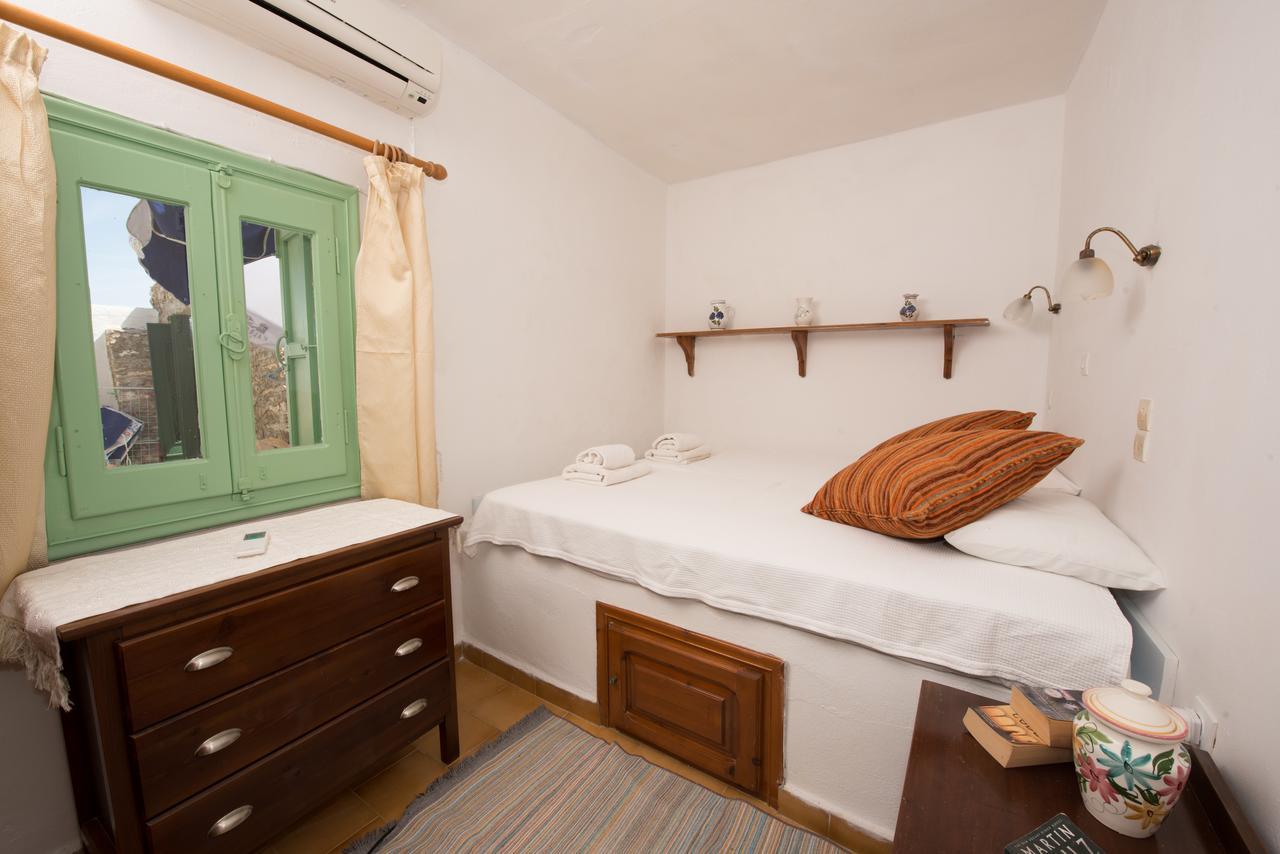 Kyklameno Apartment Symi Exteriör bild