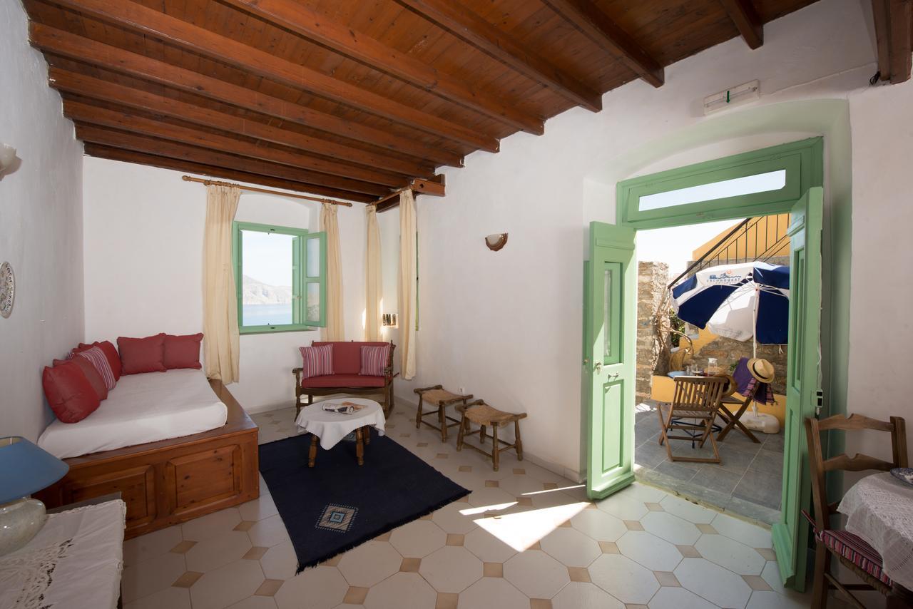 Kyklameno Apartment Symi Exteriör bild